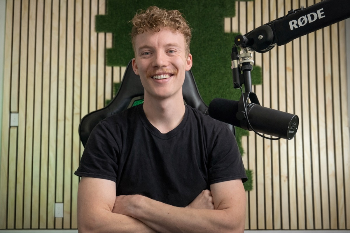 How to Book a Podcast Studio in Mesa, AZ (Step by Step)